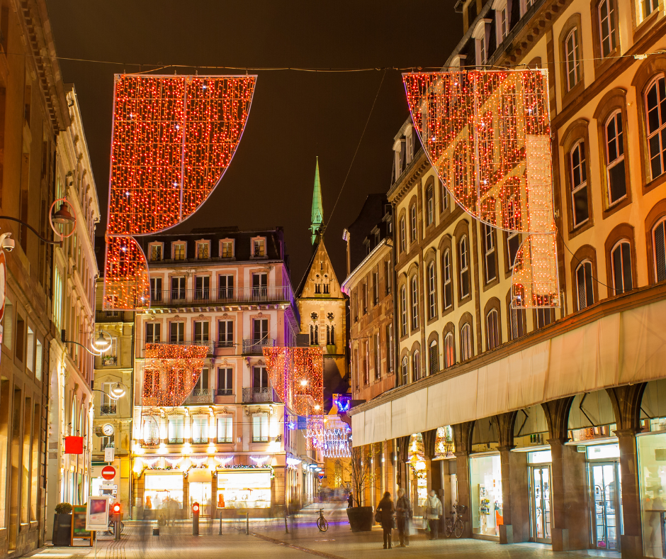 arché de Noël de Strasbourg autour de la cathédrale Notre-Dame