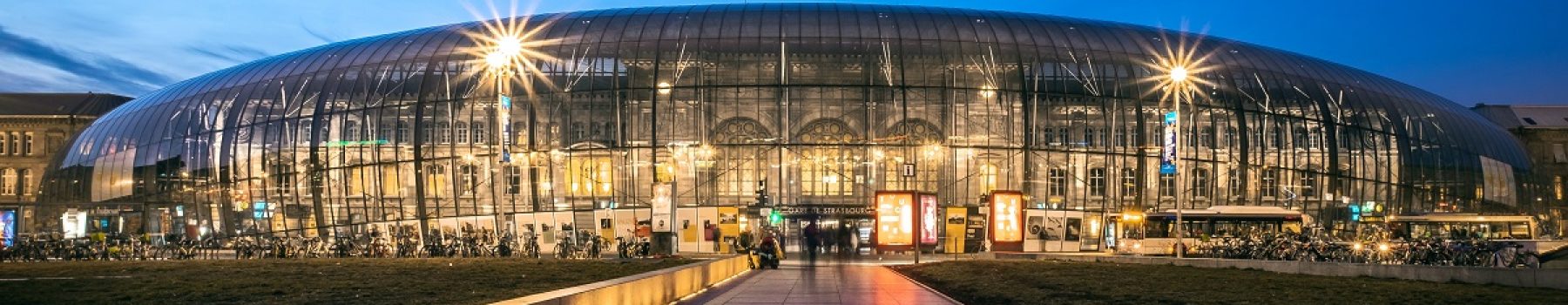 Gare de Strasbourg de nuit