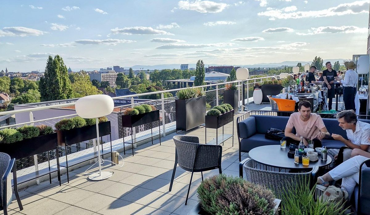 hotspot-terrasse-mit