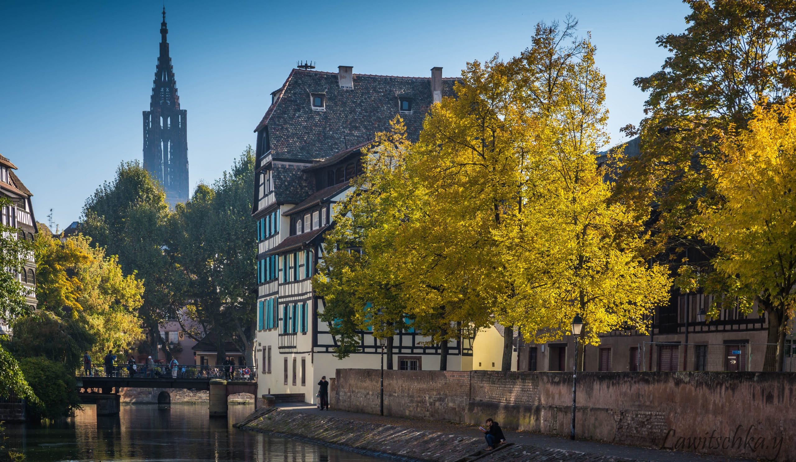 Couleurs_d’automne_à_Strasbourg dans VACANCES D’AUTOMNE A STRASBOURG : VIVEZ L’ALSACE AUTREMENT AU CIARUS